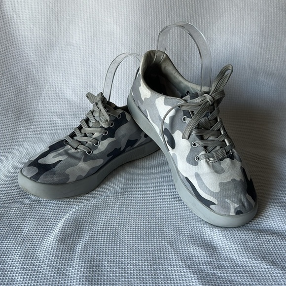 Nobull Arctic Grey Camo Canvas Women's 7.5 Men’s 4 Trainers Shoes - Picture 2 of 11